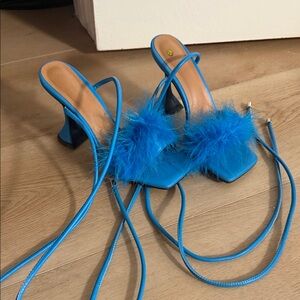 Elegant Blue Feathered Women's Heels